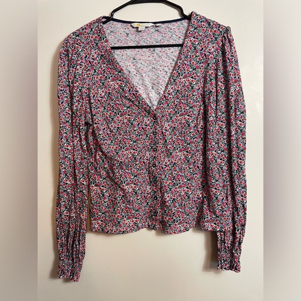 Boden Floral Button Front, V-Neck , Cropped Top 100% Cotton size 10